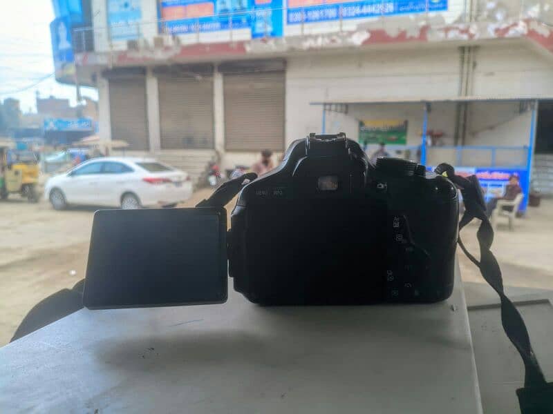 DSLR camera for Sale 2