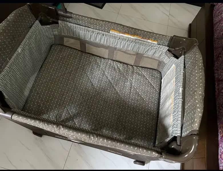 Graco baby Crib Cot + baby Travel Cot 6