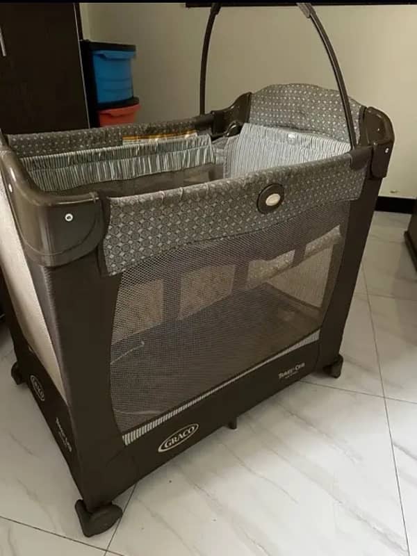 Graco baby Crib Cot + baby Travel Cot 9