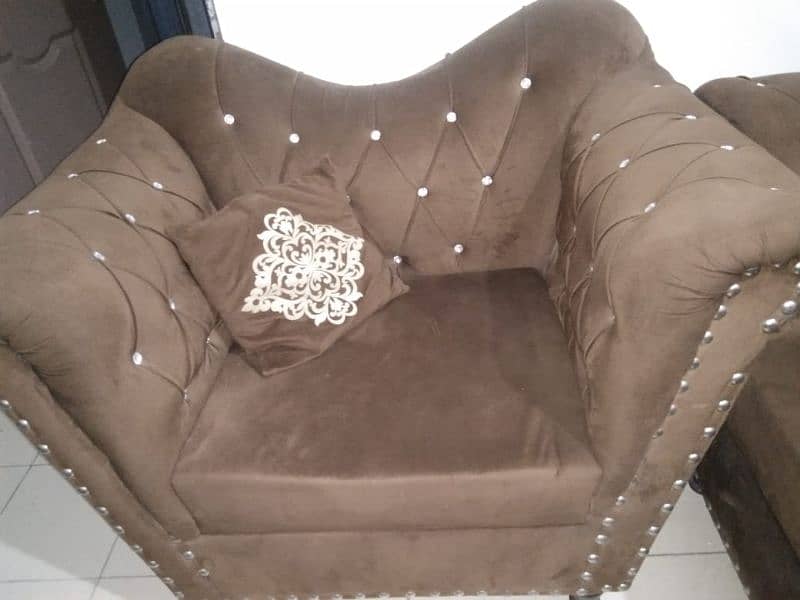 6seater sofa set 0