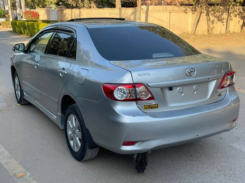 Toyota Corolla Altis 2011, 1.6 (Sunroof) 4