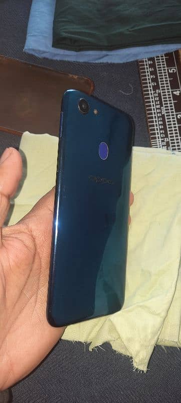 oppo f5 very good condition 10/10 working every thinks 2