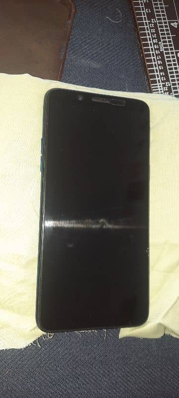 oppo f5 very good condition 10/10 working every thinks 3