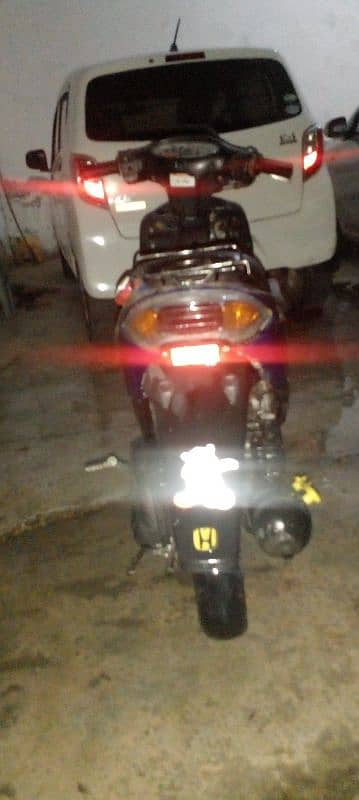 Honda Dior Scooty 49cc 2