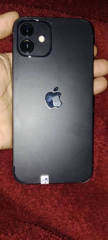 I phone 12 64gb sim lock brend new 0