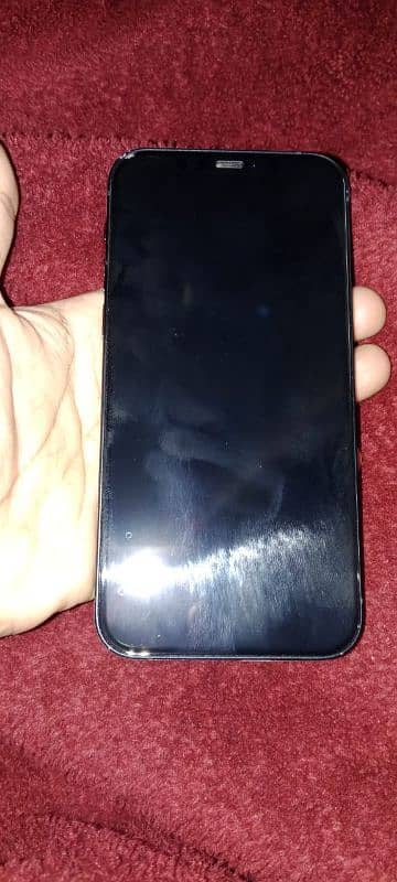 I phone 12 64gb sim lock brend new 1