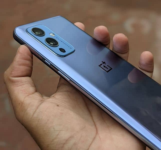 OnePlus 9 3