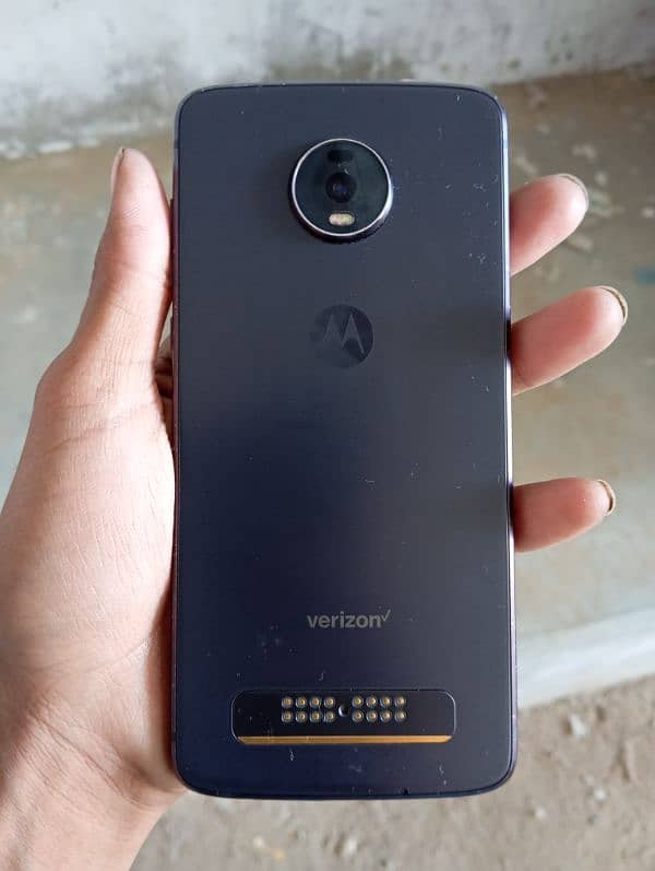 moto z4 3