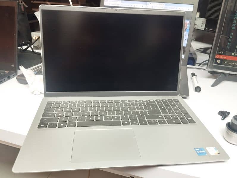 Dell inspiron 15 0