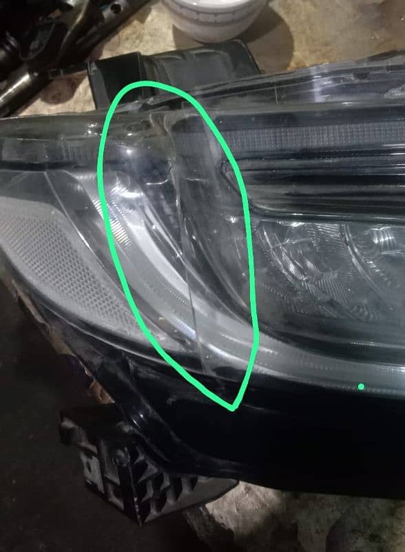 Honda insight Headlight 1