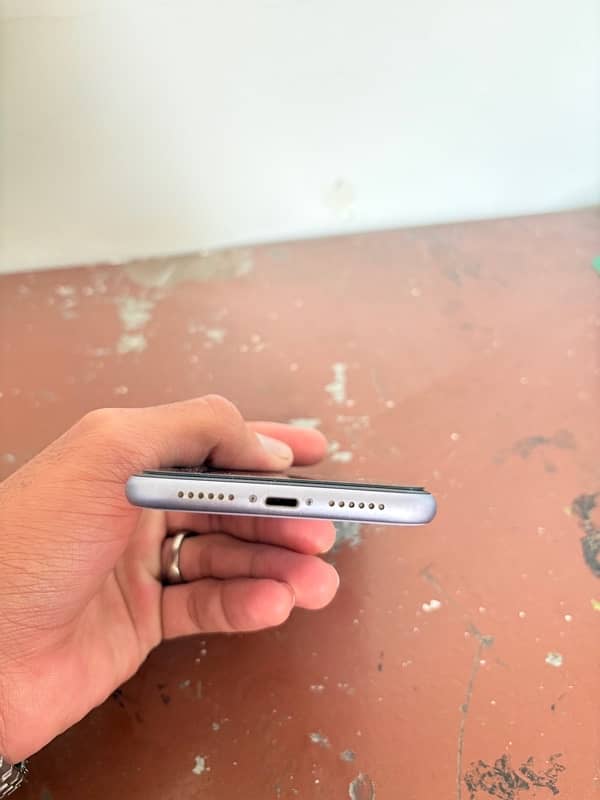 iphone 11 Dual PTA Approved 4