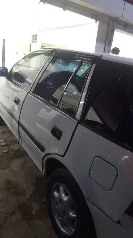 Suzuki Cultus 2015 1