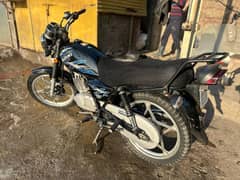 Suzuki GS SE 150cc | Black