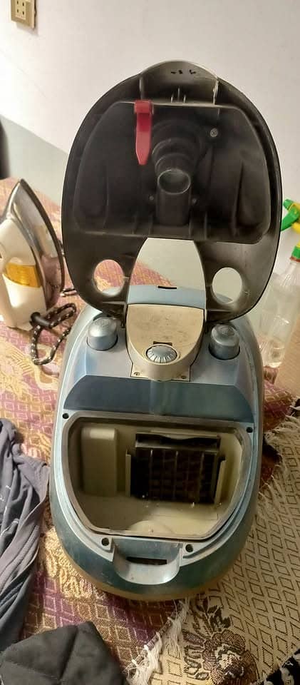 Vacuum cleaner only bass 1500watt available working 3