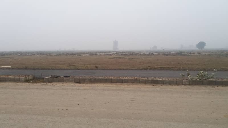 1 kanal plot for sale in DHA 9 Prism - Q Block, Lahore 1