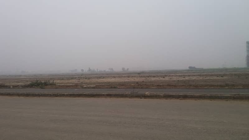 1 kanal plot for sale in DHA 9 Prism - Q Block, Lahore 4