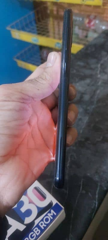 iPhone 12 jv 64 gb 10by10.03228003085 10