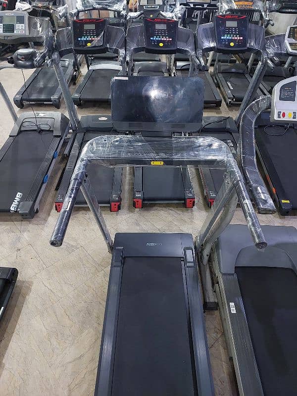 Treadmill / Running Machine / Elleptical  / Spinning bike / Gym cycle 16