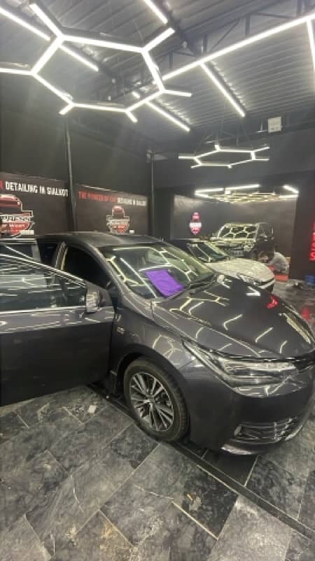 Toyota Altis Grande 2018 1