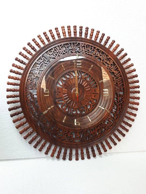 Premioum Quality Hand Made Wooden Clock for Home 1