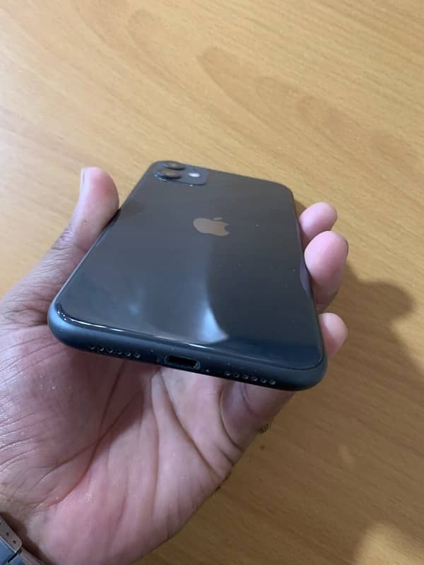 iphone 11 64 factory unlocked 4