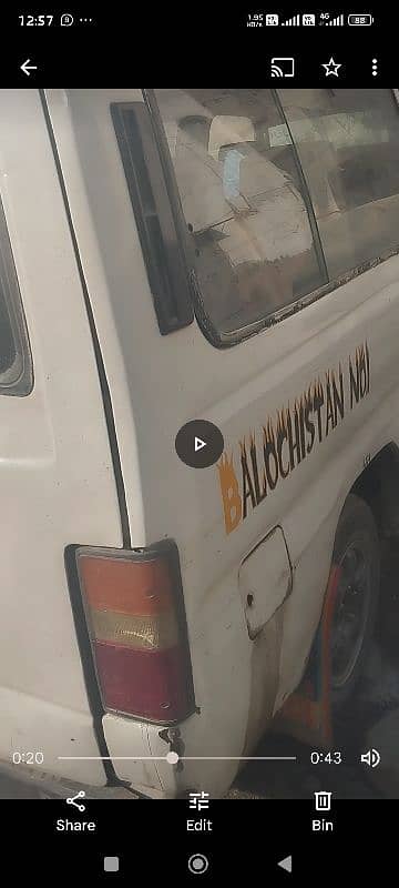 nissan urvan hiace 7