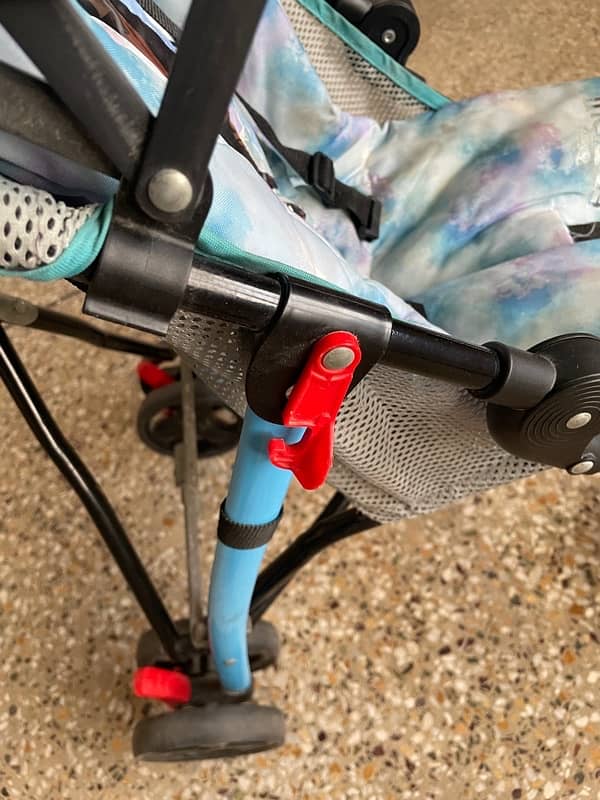 Disney Frozen Pink Printed Foldable Baby Stroller (Upto 3 years) 4