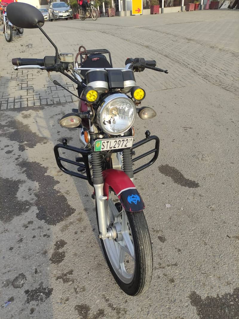 Suzuki GS 150 SE for sale 8