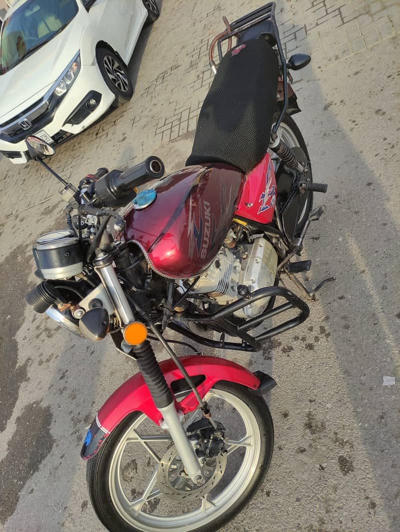 Suzuki GS 150 SE for sale 9