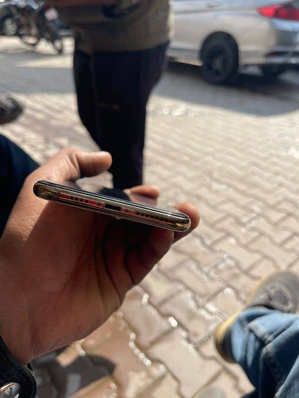 Iphone Xs max 256gb PTA Approved 2