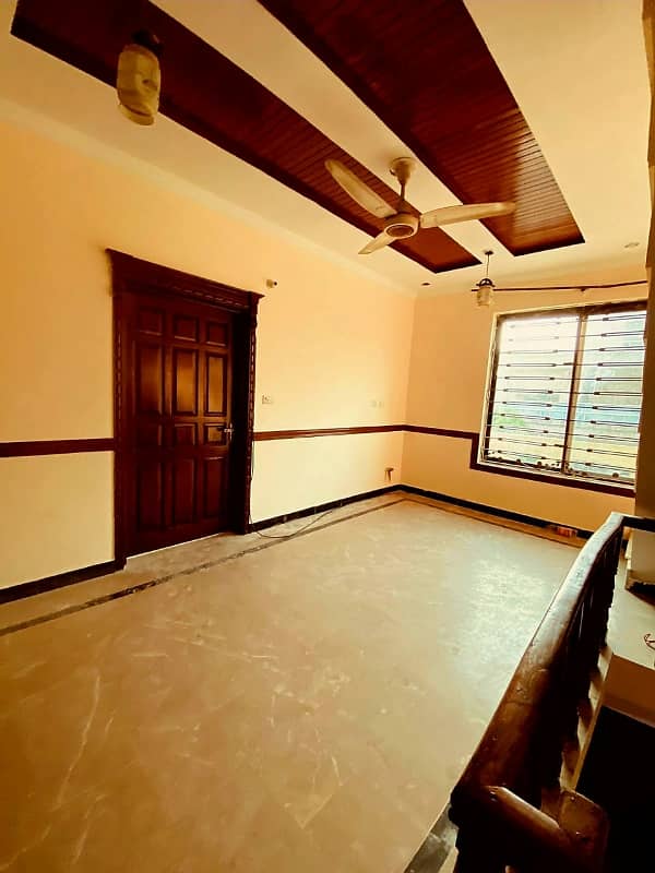 7 Marla Ground Portion for Rent in G-13 4