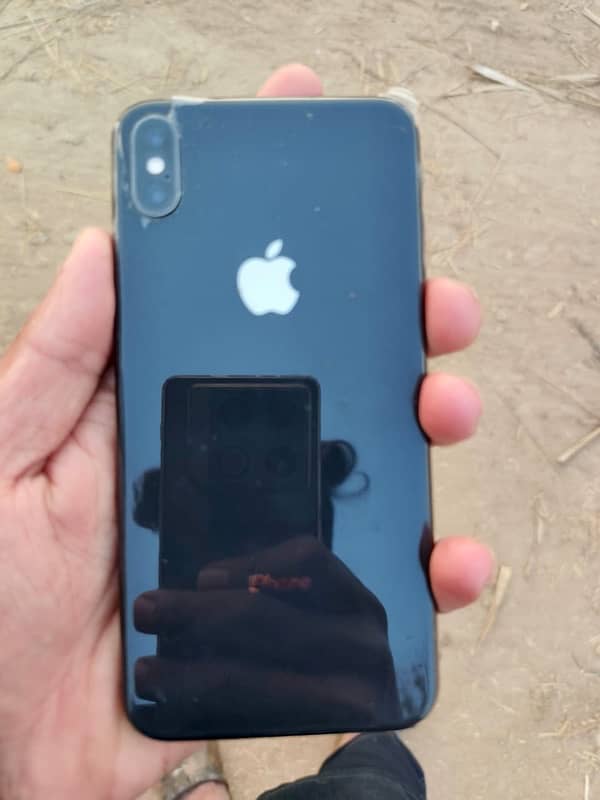 iPhone xsmax pta approved 0