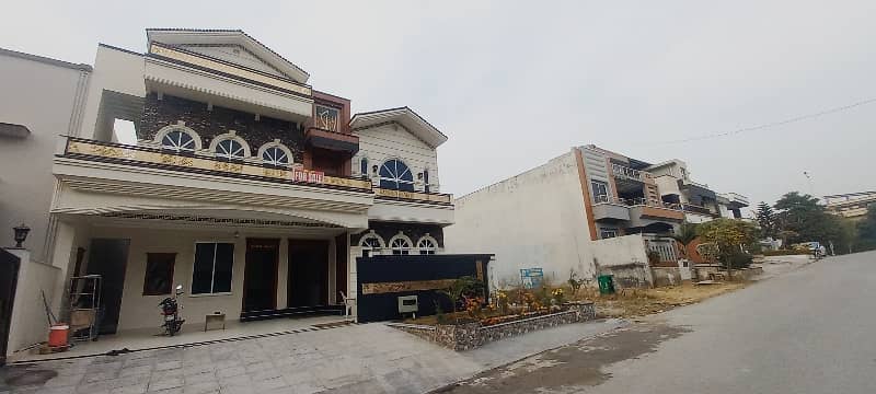 40x80 14 Marla Brand New luxury House for Sale in G-13 0