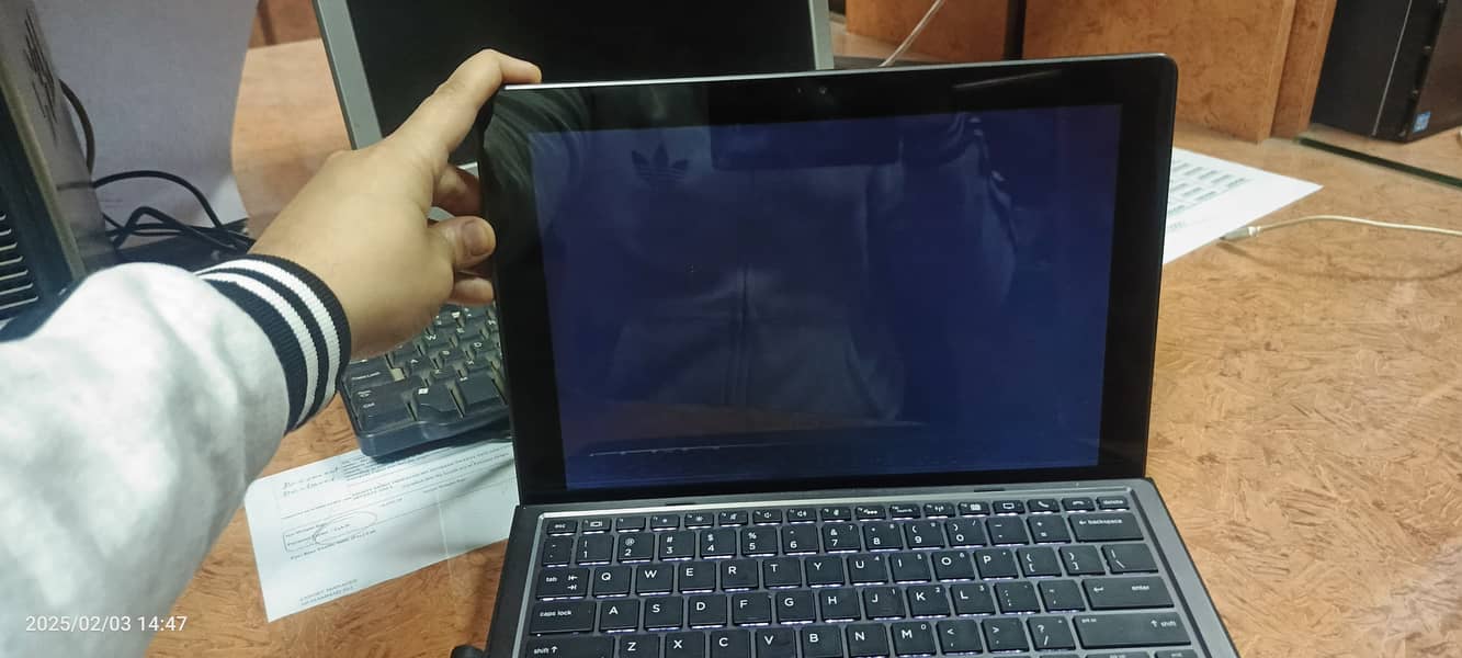 HP X2 PRO I5 7TH GEN 2