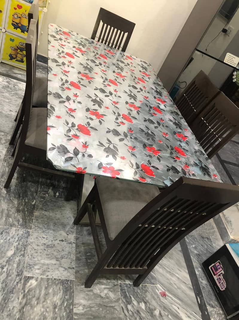 Dining Table with 6 chairs 5