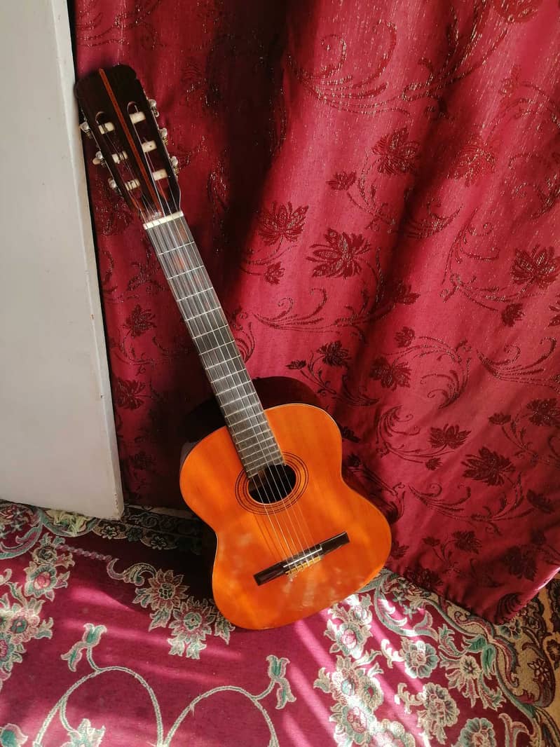 Yamaha guitar 1