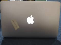 Apple Mackbook Air 2015 11inch 4/128ssd Core i5 Condition 10/10