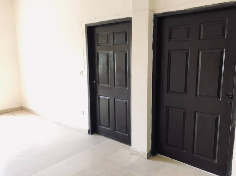 ONE-TWO ROOM-FLAT APARTMNT 4 RENT @ WESTWOOD THOKAR LAHORE DEAWO METRO 2