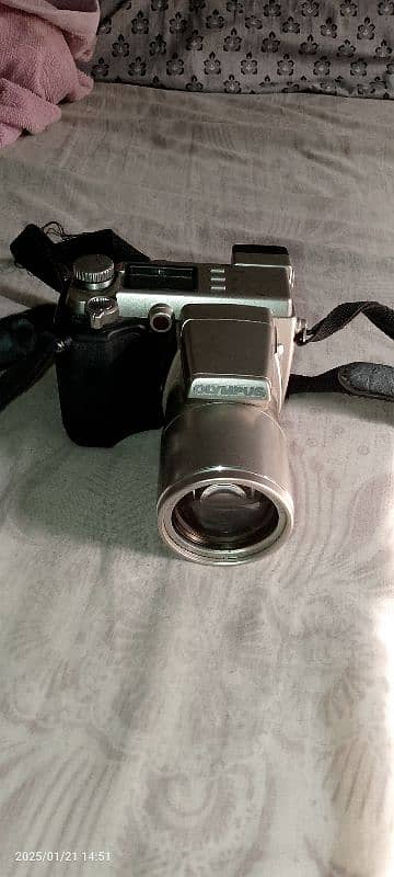 OLYMPUS camera 0