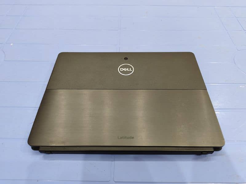 Dell latitude 5290 2 in 1 1