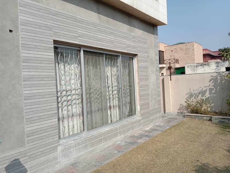 1 Kanal Full Basement Super Out House Prime Hot For Sale dha Phase4 7