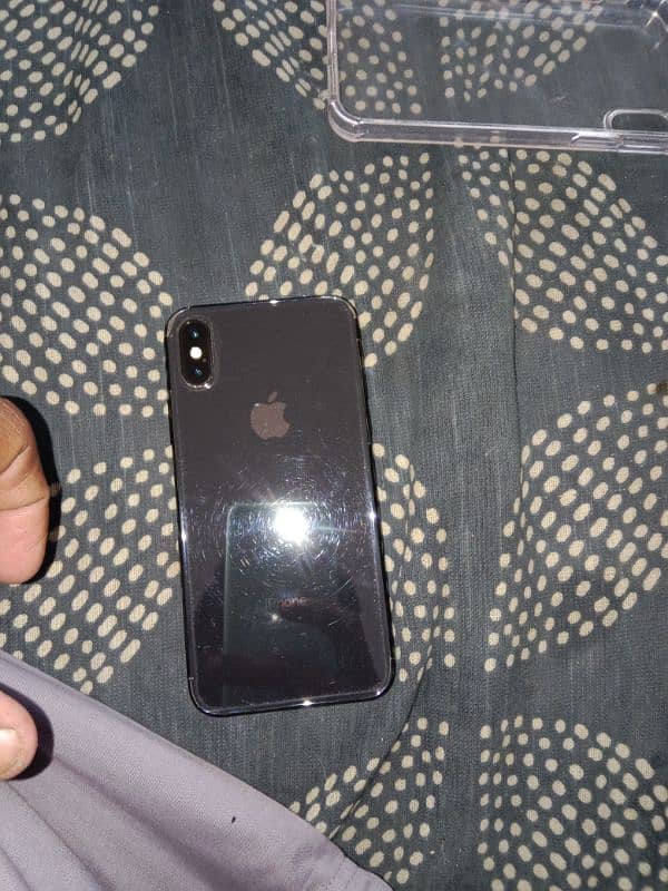 I phone xs 64gb non pta hy call number 03282010274 1