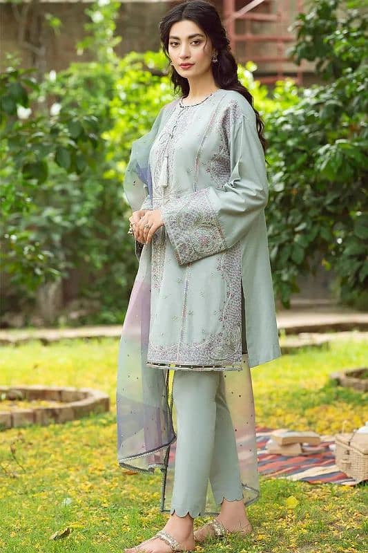 latest lawn collection/embroidered lawn/unstitched/branded lawn 19