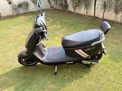 Evee C1 Air Electric Bike/Scooter For Sale In Lahore