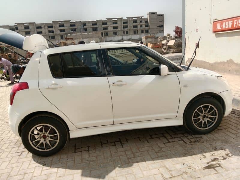 Suzuki Swift 2015 5