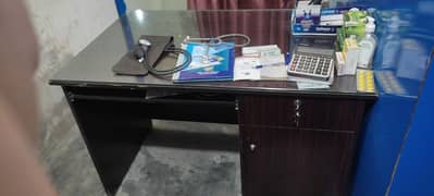 Office table with glass