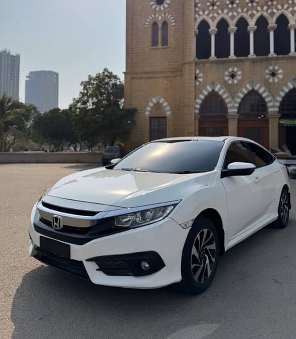 Honda Civic Oriel 2017 0