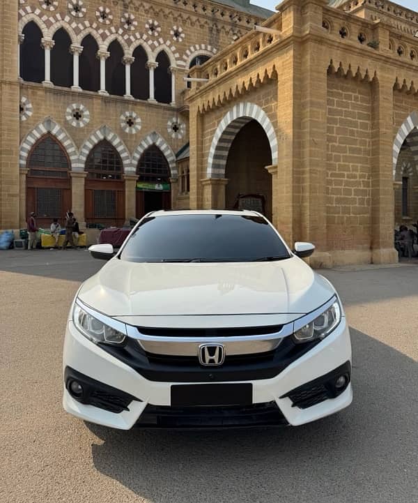 Honda Civic Oriel 2017 4