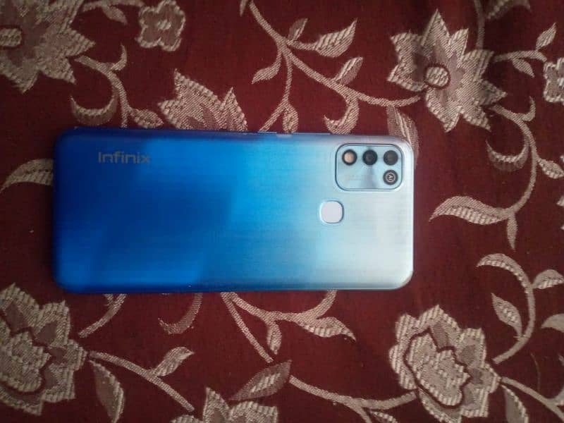 Infinix hot 11 play 10 /10 condition only one month use 1