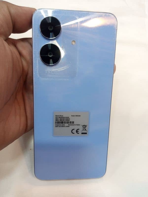 Realme Note 60.4 GB 128 GB. 1